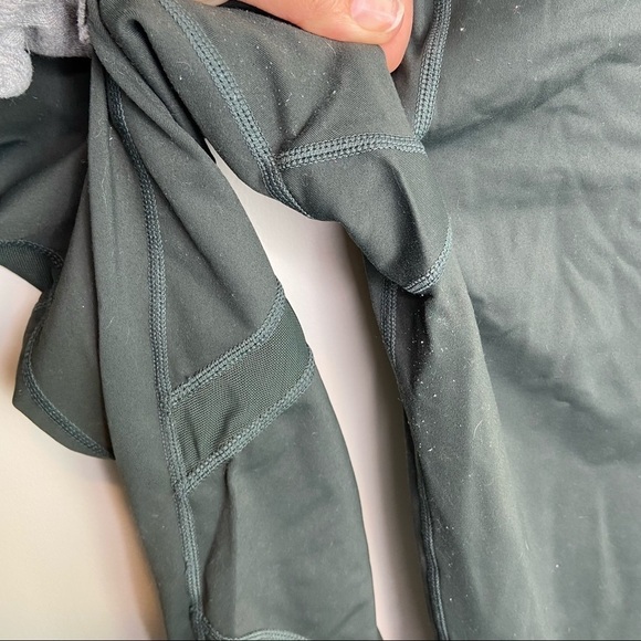 Army green women’s mesh work out pants size large - Picture 4 of 7